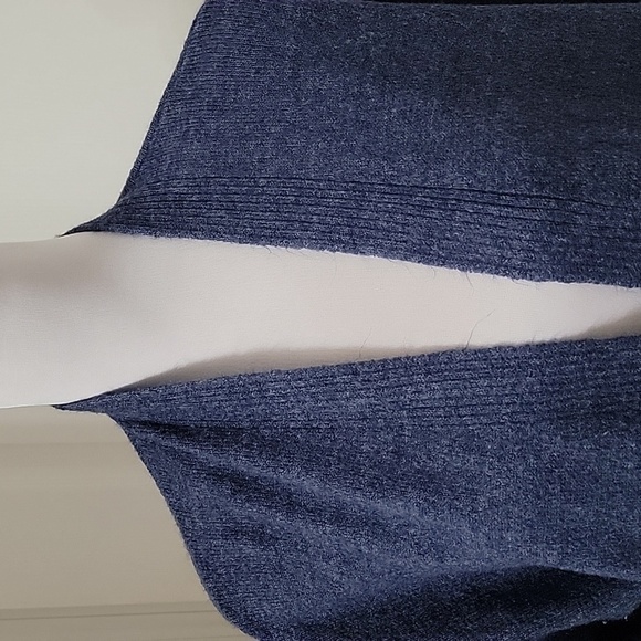 Old Navy Size M Open Cardigan Sweater Dusty Blue Color, Excellent Used Condition - Picture 2 of 11